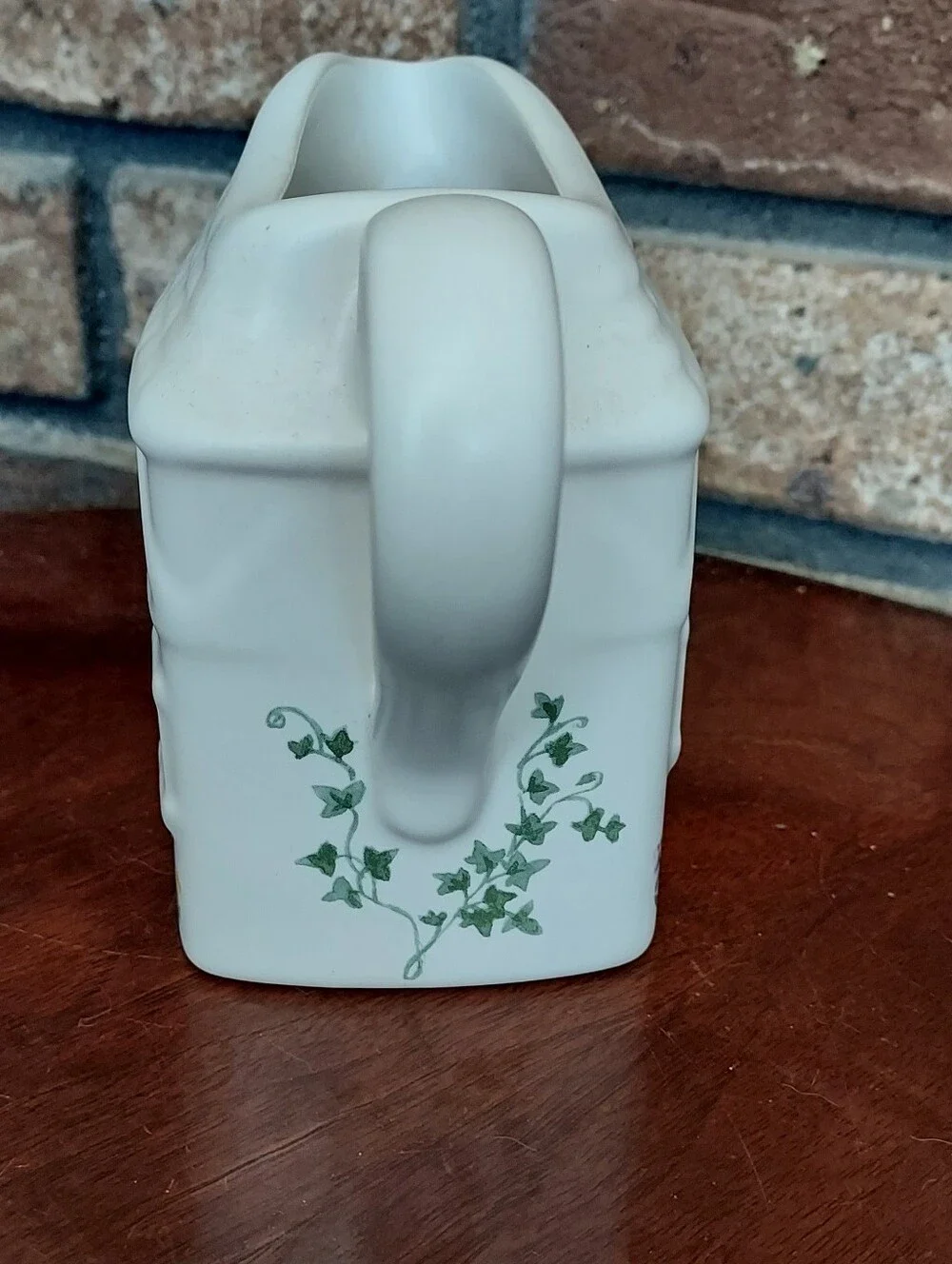 Pfaltzgraff Cape May Cottage House Floral Pattern Bisque Creamer Pitcher Gravy